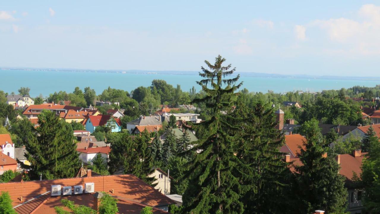 Hotel Prima Porta Vendeghaz Balatonalmádi Exteriér fotografie